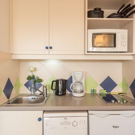 Residence Pierre & Vacances La Rostagne ฌวง-เลส์-แป็งส์ ภายนอก รูปภาพ