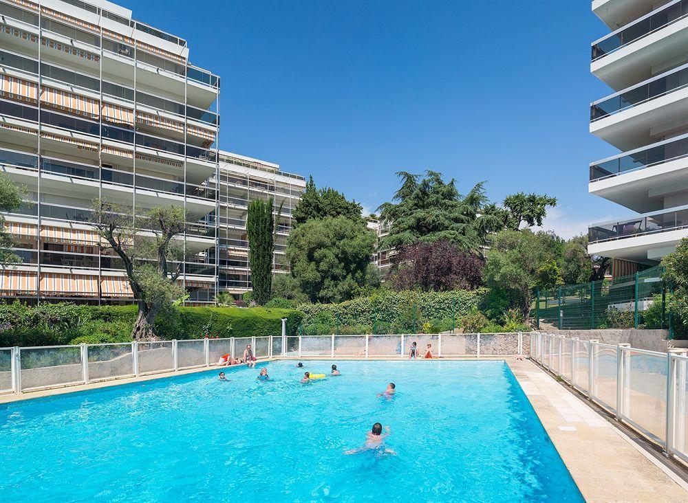 Residence Pierre & Vacances La Rostagne ฌวง-เลส์-แป็งส์ ภายนอก รูปภาพ