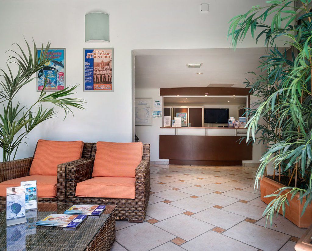 Residence Pierre & Vacances La Rostagne ฌวง-เลส์-แป็งส์ ภายนอก รูปภาพ