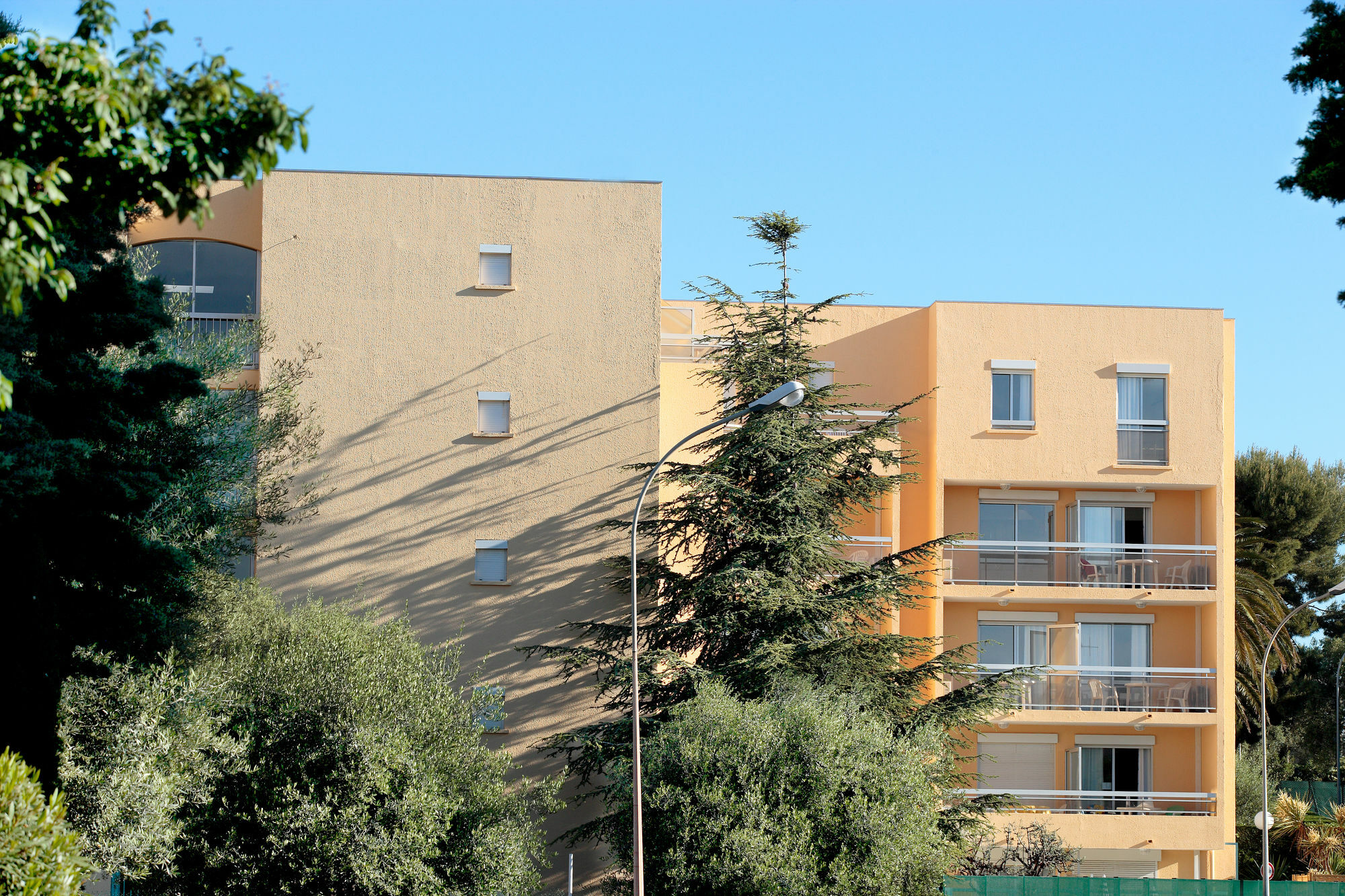 Residence Pierre & Vacances La Rostagne ฌวง-เลส์-แป็งส์ ภายนอก รูปภาพ
